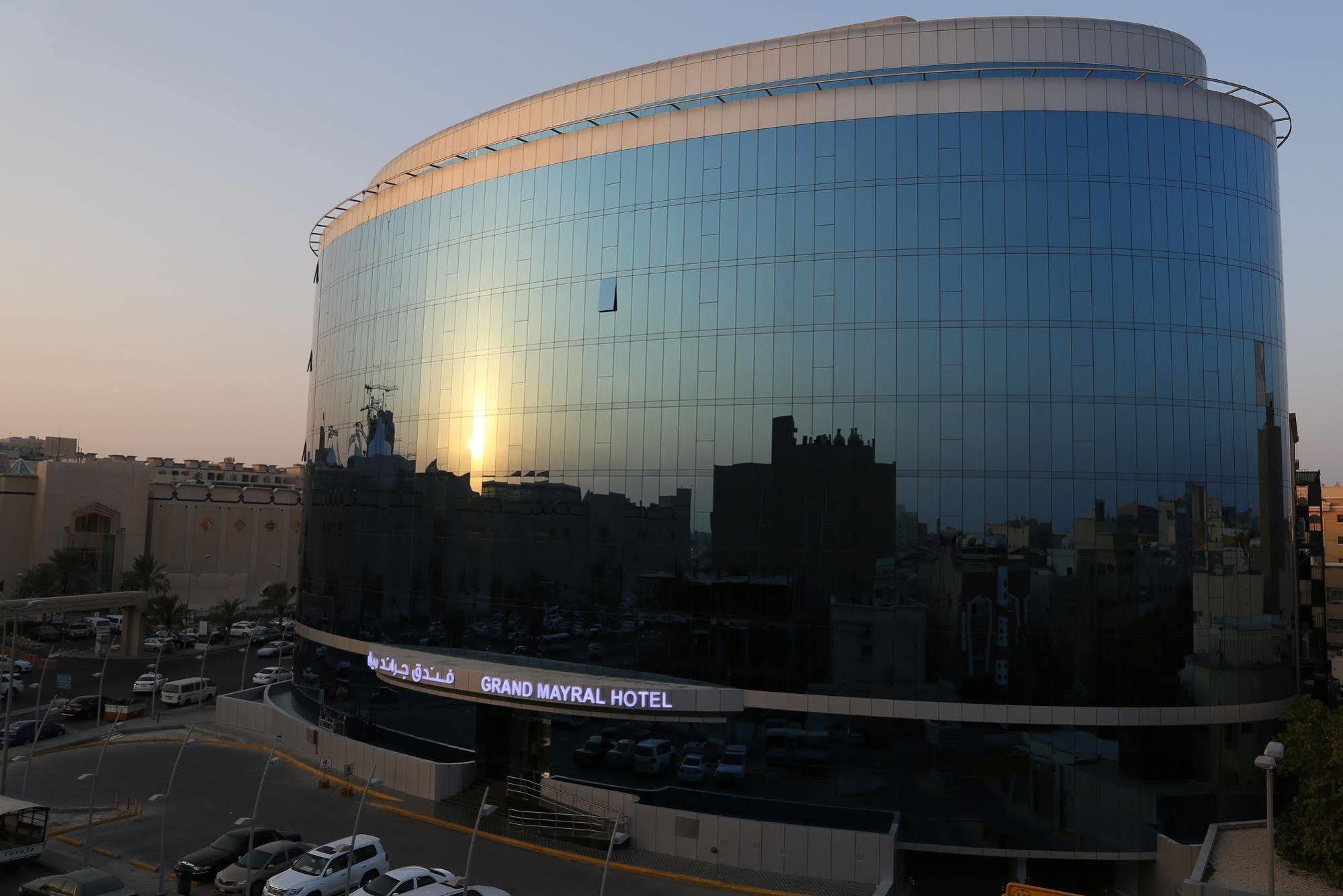 Grand Mayral Hotel Khobar Buitenkant foto
